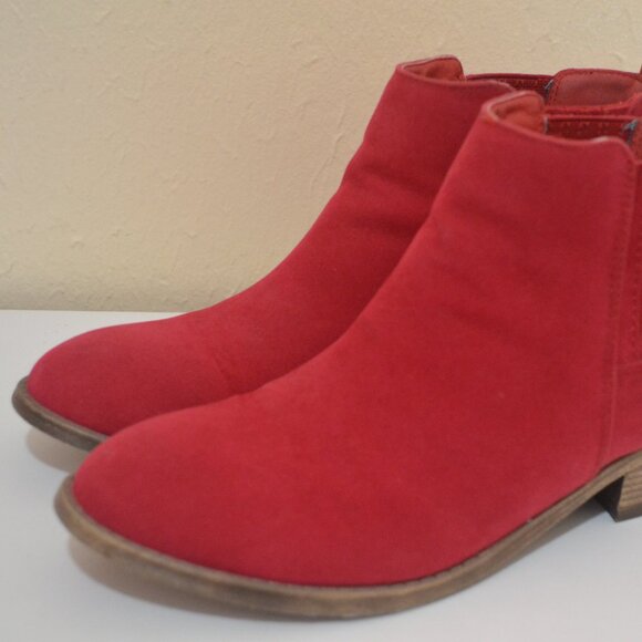 Red Suede Ankle Boots Size 6.5 - Picture 4 of 6